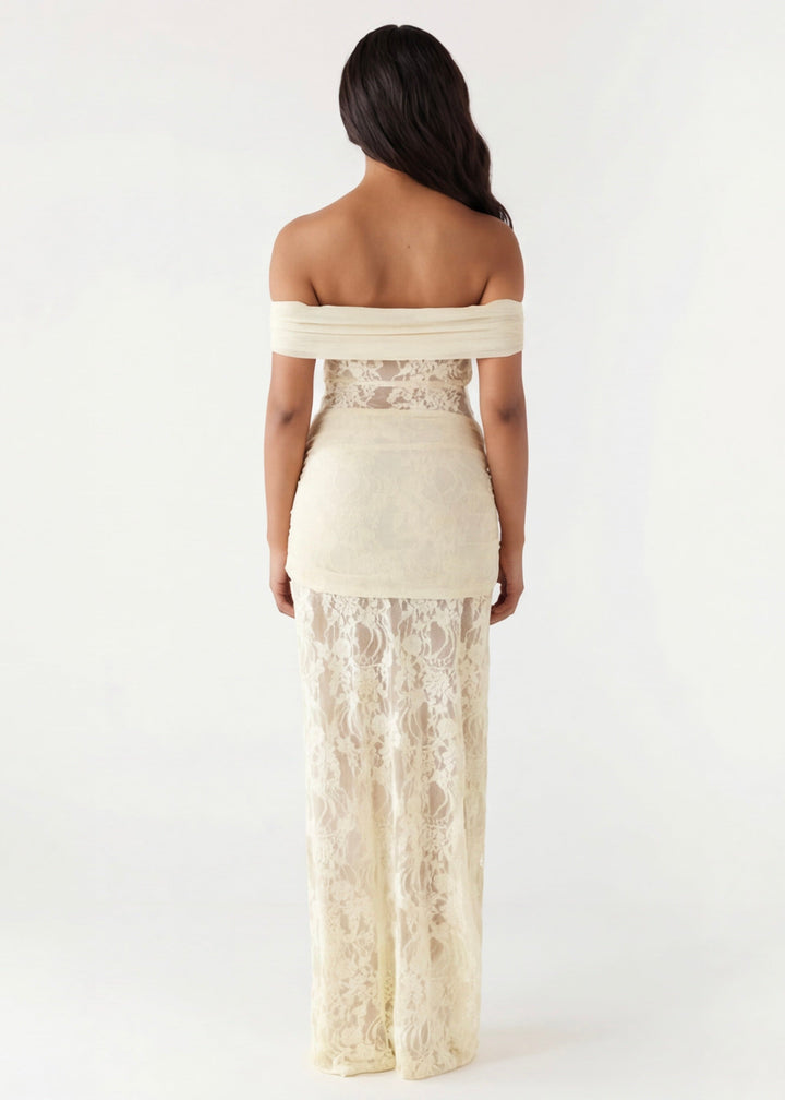 Amelia| Lace Gown Maxi