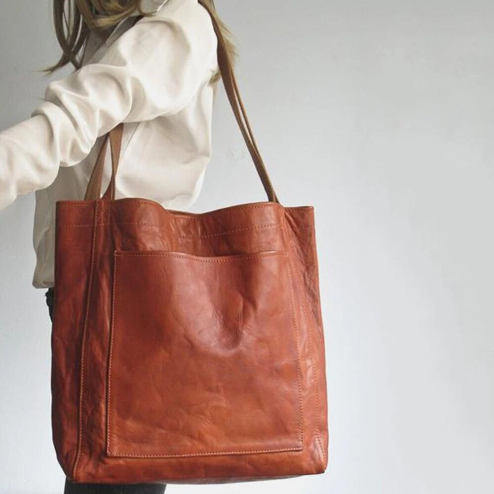 Olívia - Elegant and Practical Shoulder Bag