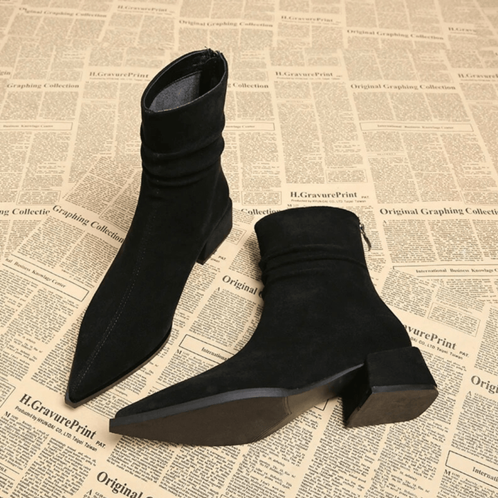 VALERIA | Chic Pointed Toe Boots