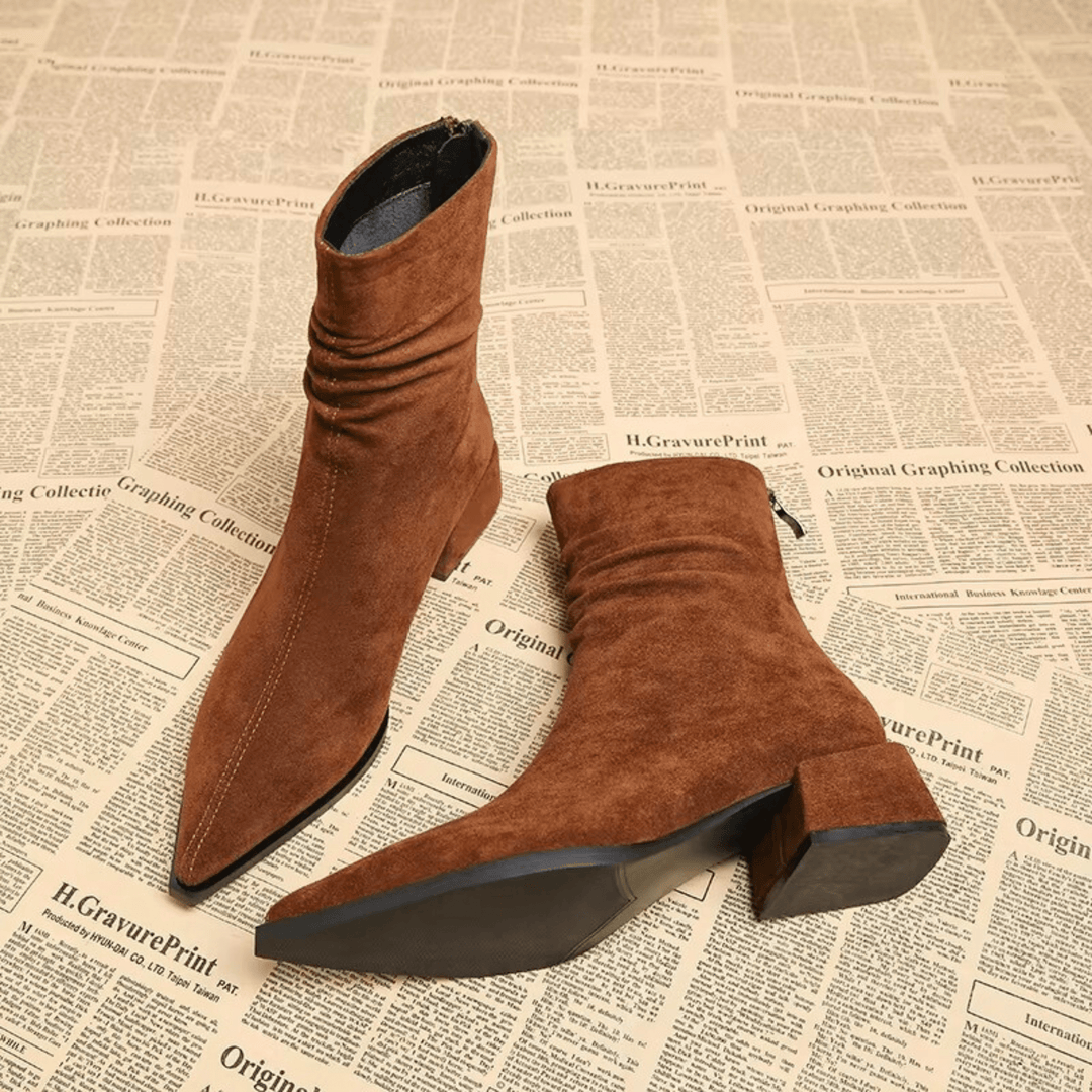 VALERIA | Chic Pointed Toe Boots